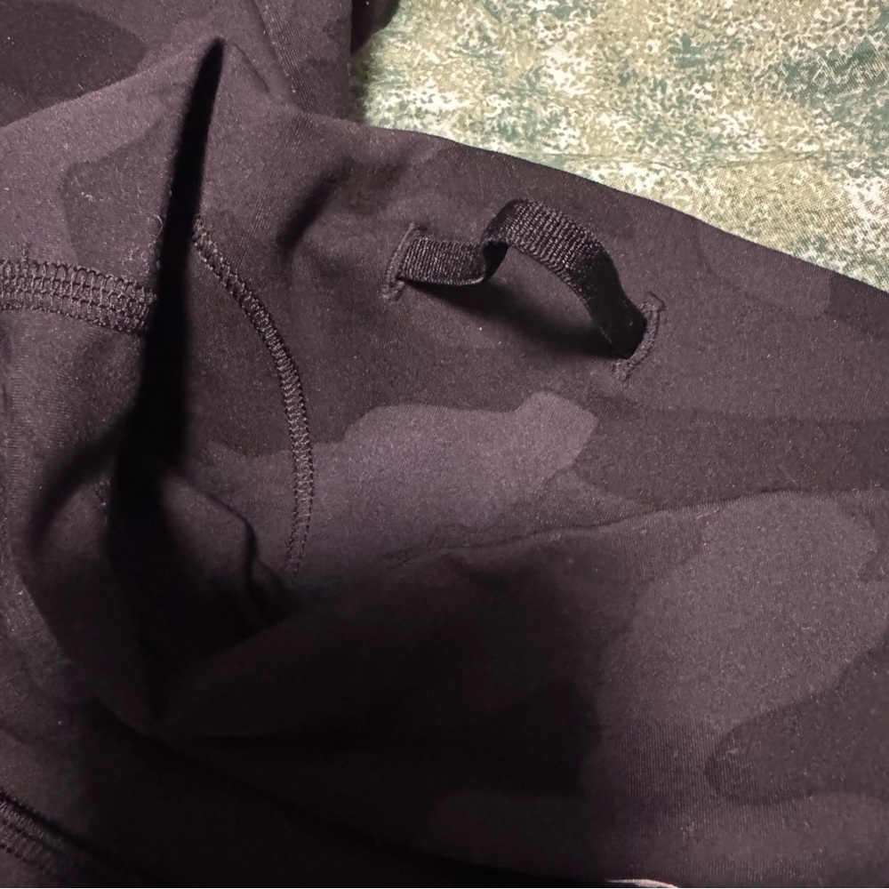 Lululemon Camouflage Wunder Train Leggings - Women’s 4 - Picture 8 of 10